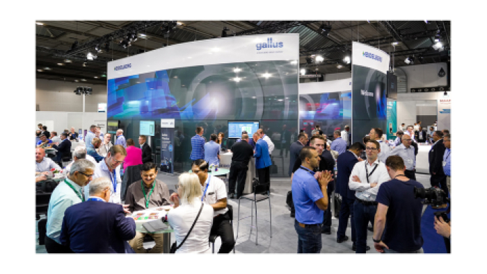 Gallus' stand featuring a busy show floor.